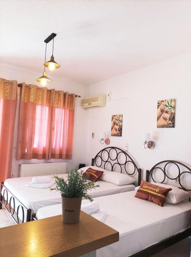 Ιno Skiathos Екстериор снимка