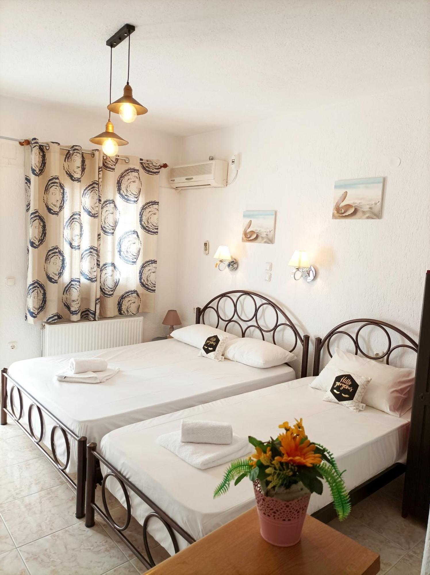 Ιno Skiathos Екстериор снимка